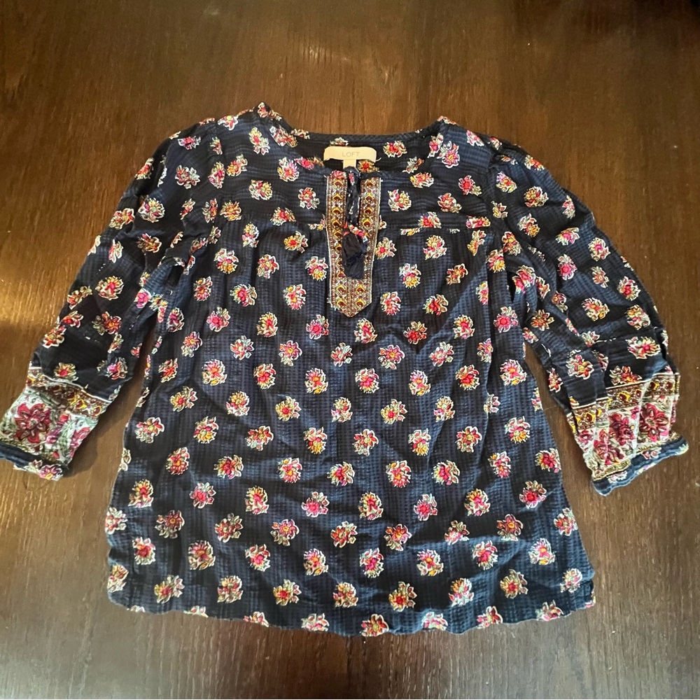LOFT XS Floral Long Sleeve Blouse